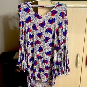 Patterned flutter sleeve dress